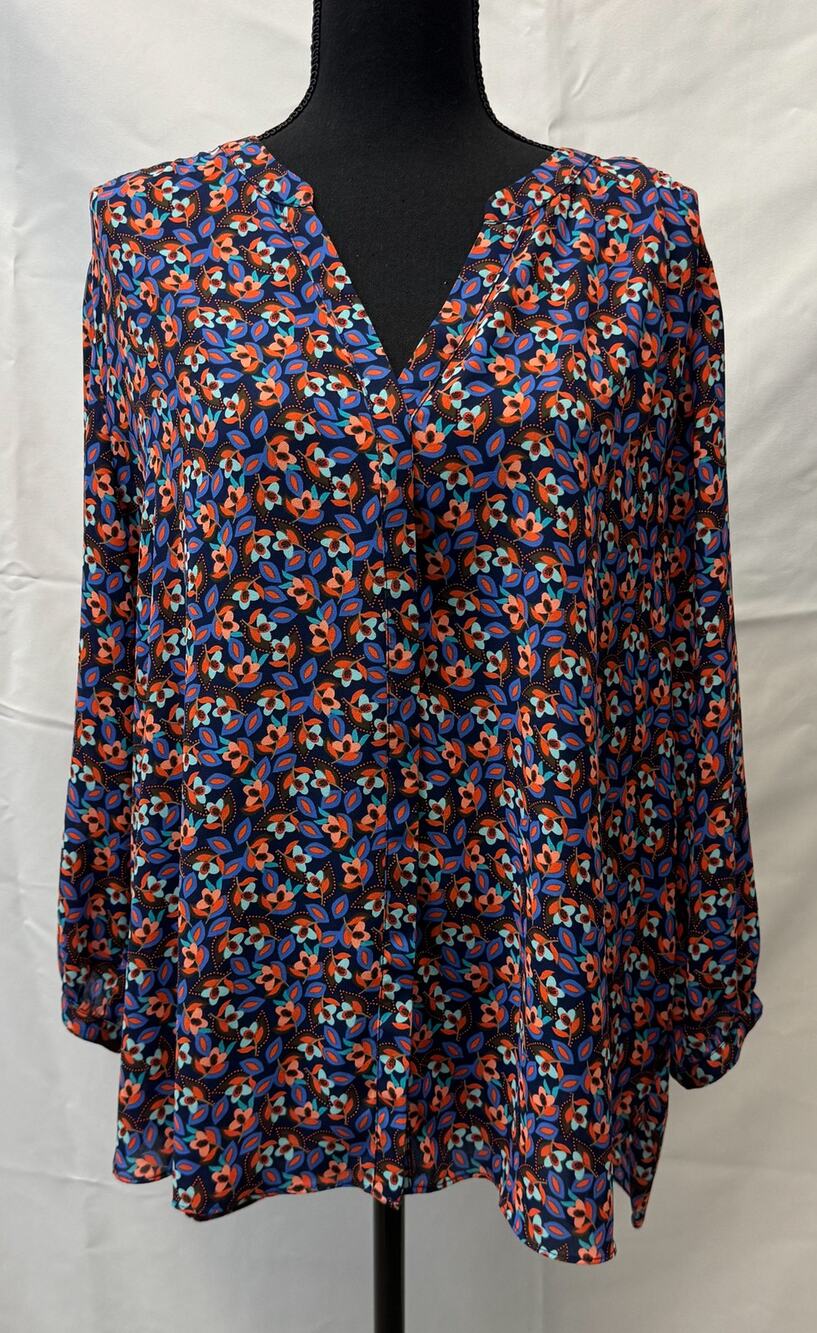 Womens NYDJ Pintuck Button Up Tunic Top Size XL Relaxed Billowy Versatile Mature